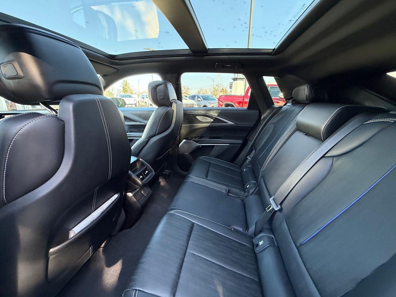 2025 Cadillac LYRIQ Sport