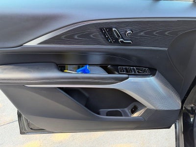 2025 Cadillac LYRIQ Sport