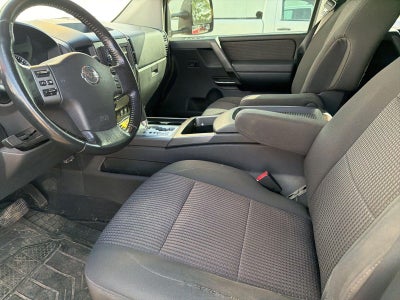 2011 Nissan Titan SV