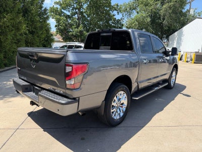 2021 Nissan Titan SL
