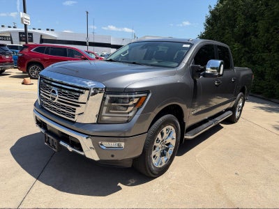2021 Nissan Titan SL