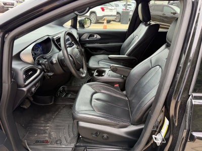 2020 Chrysler Pacifica Touring L Plus