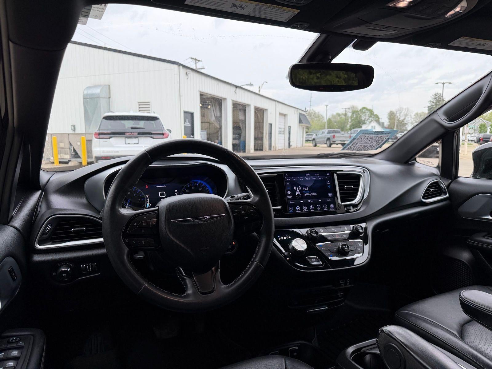 2020 Chrysler Pacifica Touring L Plus