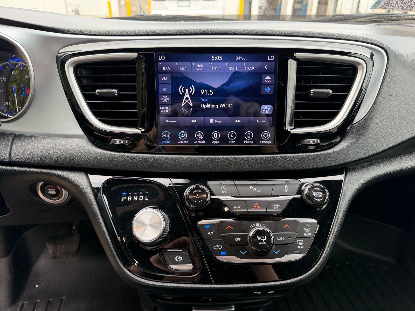 2020 Chrysler Pacifica Touring L Plus