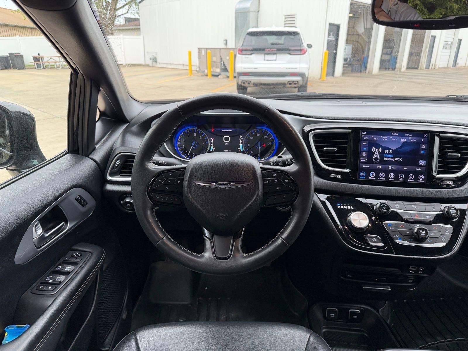 2020 Chrysler Pacifica Touring L Plus