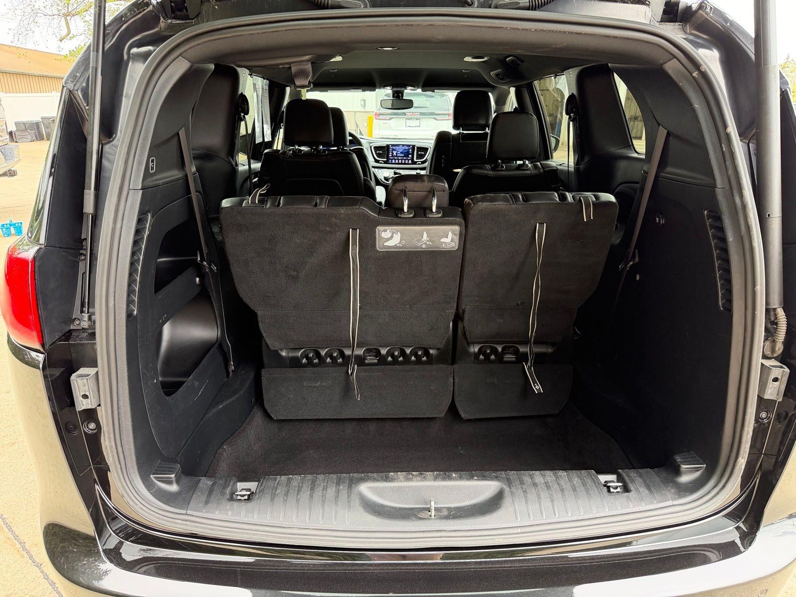 2020 Chrysler Pacifica Touring L Plus