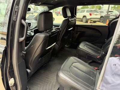 2020 Chrysler Pacifica Touring L Plus