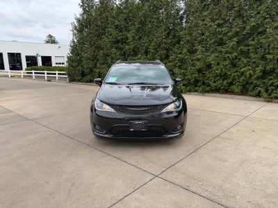 2020 Chrysler Pacifica Touring L Plus