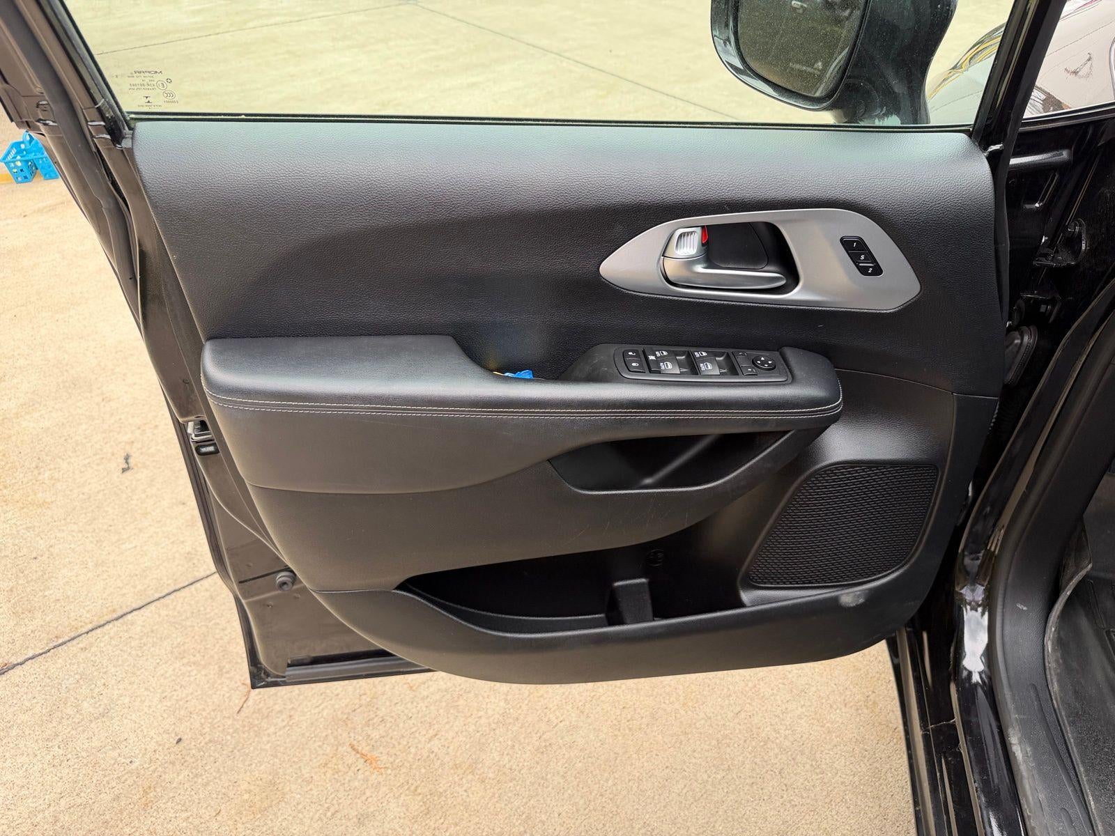 2020 Chrysler Pacifica Touring L Plus