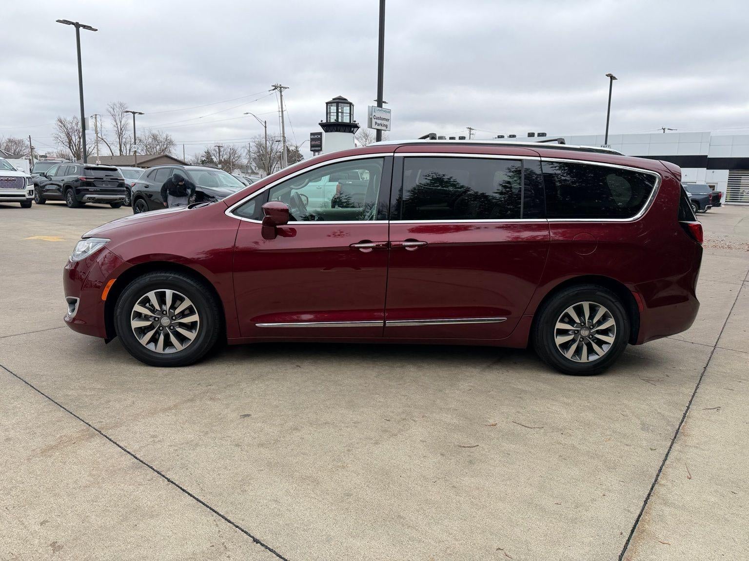 2020 Chrysler Pacifica Touring L Plus