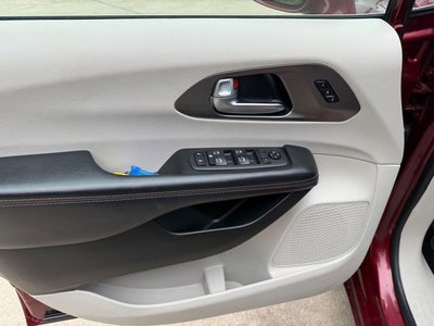 2020 Chrysler Pacifica Touring L Plus