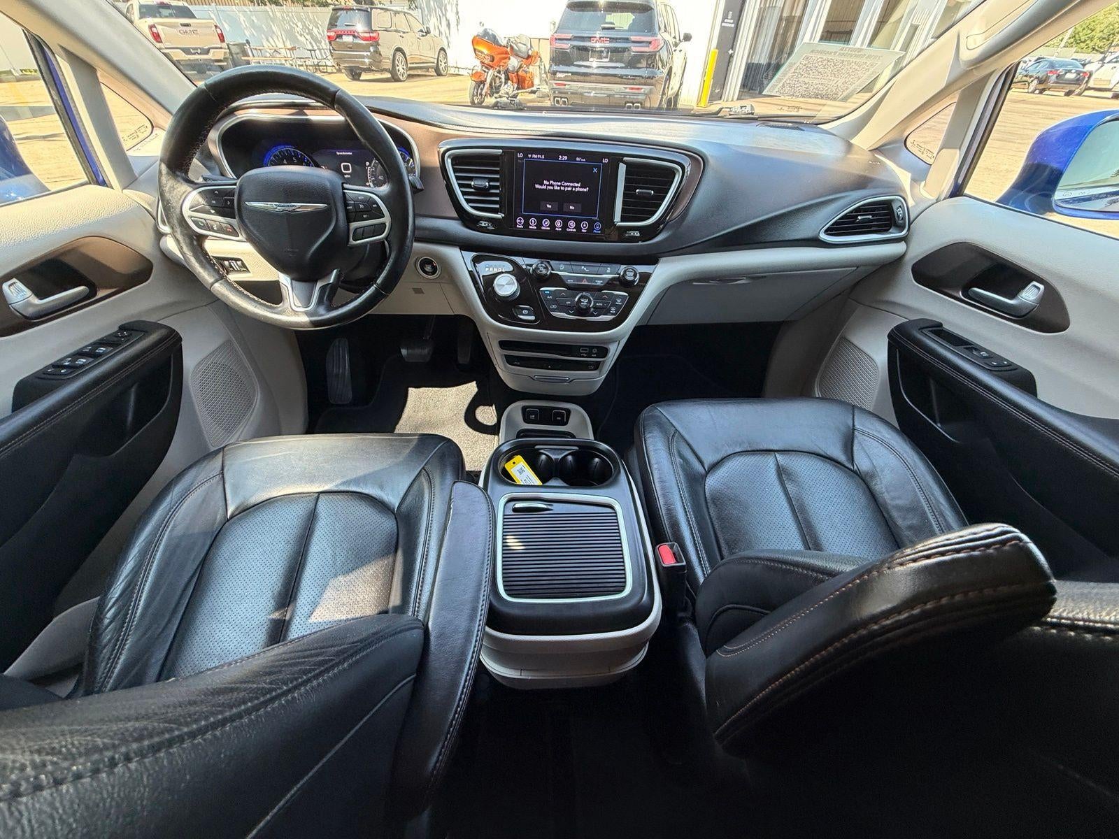 2018 Chrysler Pacifica Base