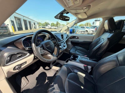 2018 Chrysler Pacifica Base