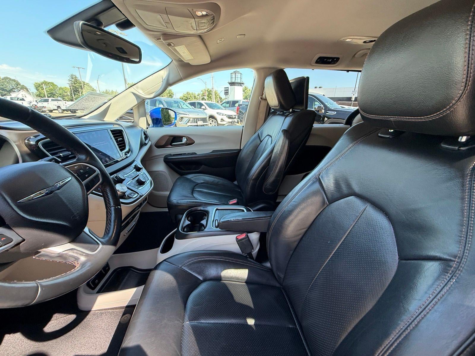 2018 Chrysler Pacifica Base