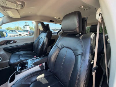 2018 Chrysler Pacifica Base