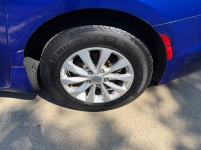 2018 Chrysler Pacifica Base