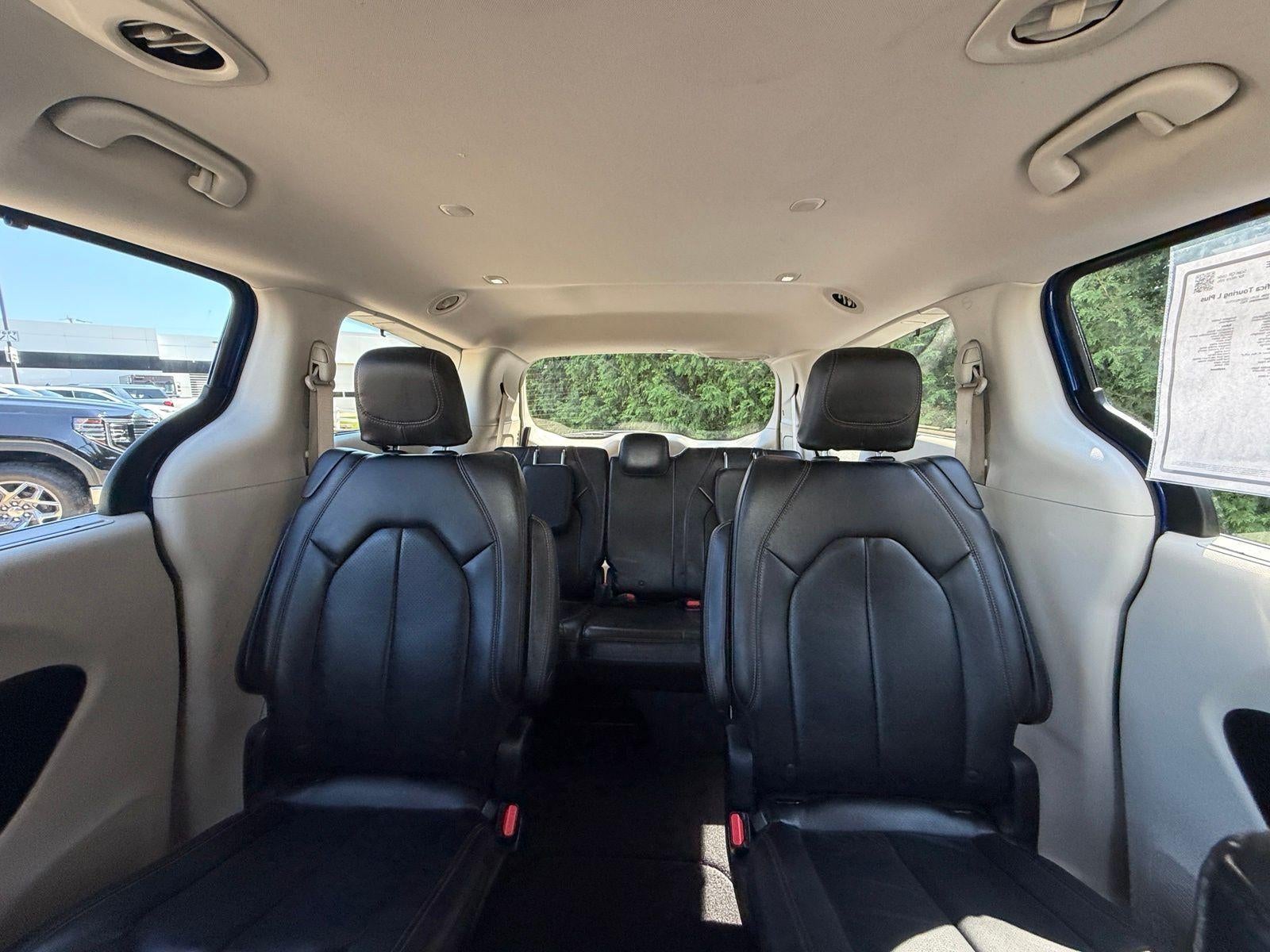 2018 Chrysler Pacifica Base