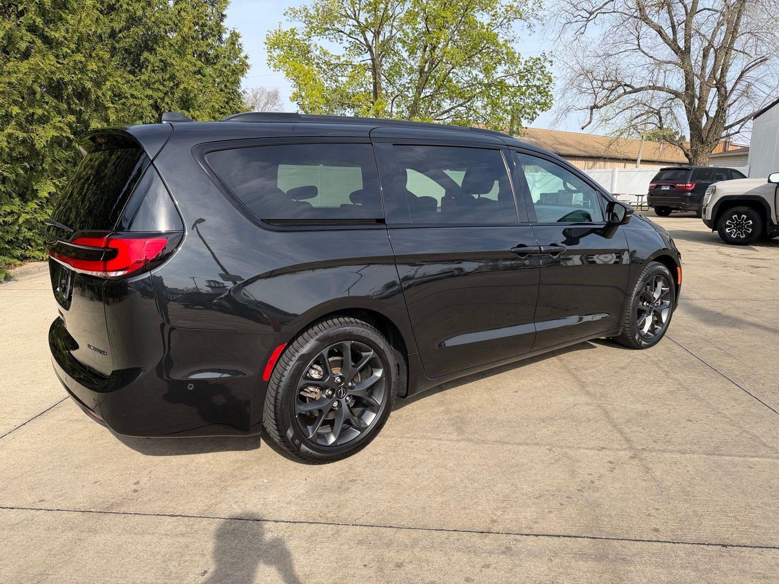 2022 Chrysler Pacifica Limited