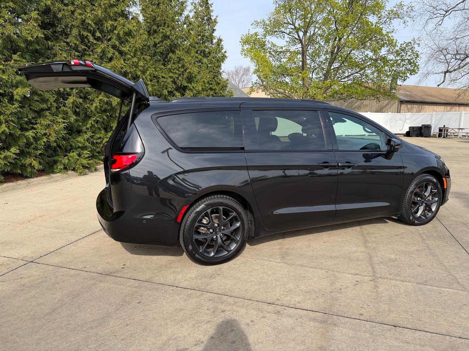 2022 Chrysler Pacifica Limited