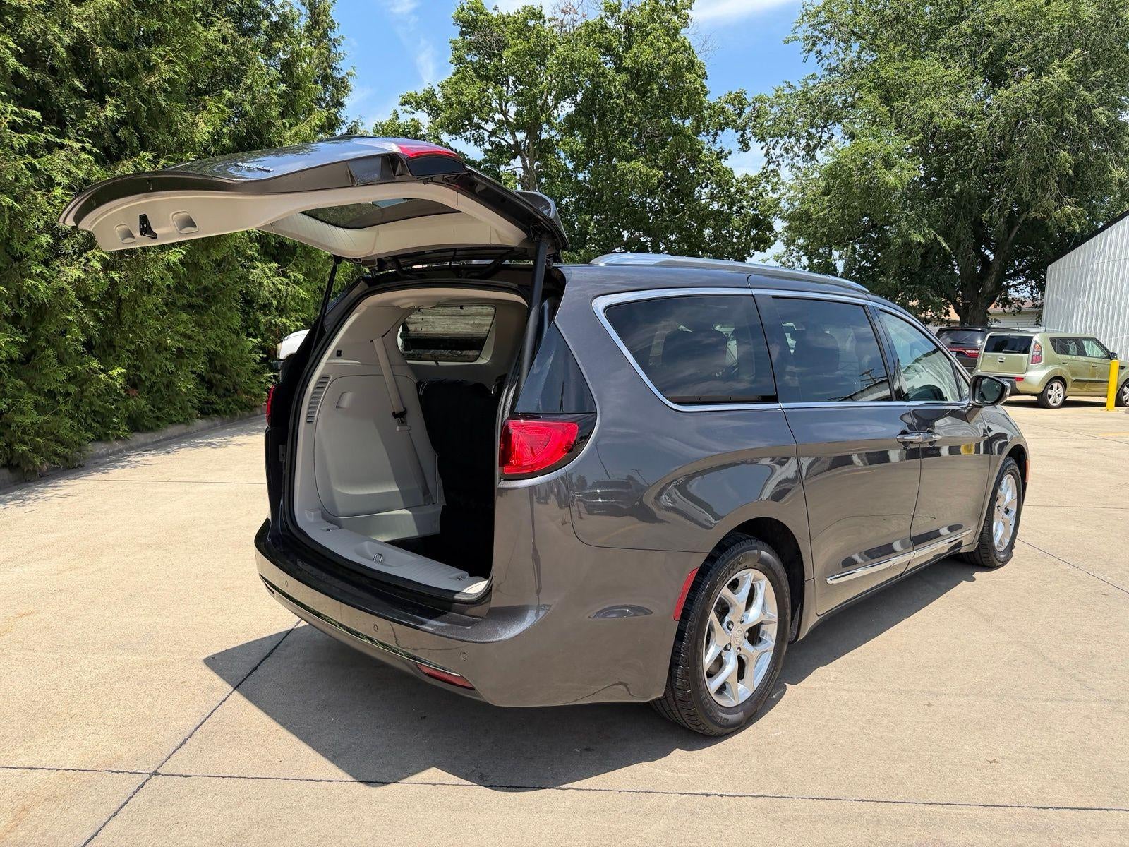 2019 Chrysler Pacifica Limited