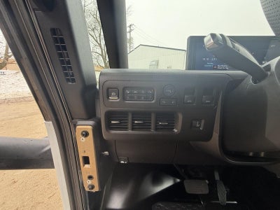 2024 BrightDrop Zevo 400 Base