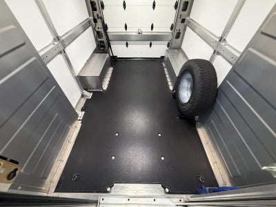 2024 BrightDrop Zevo 400 Base