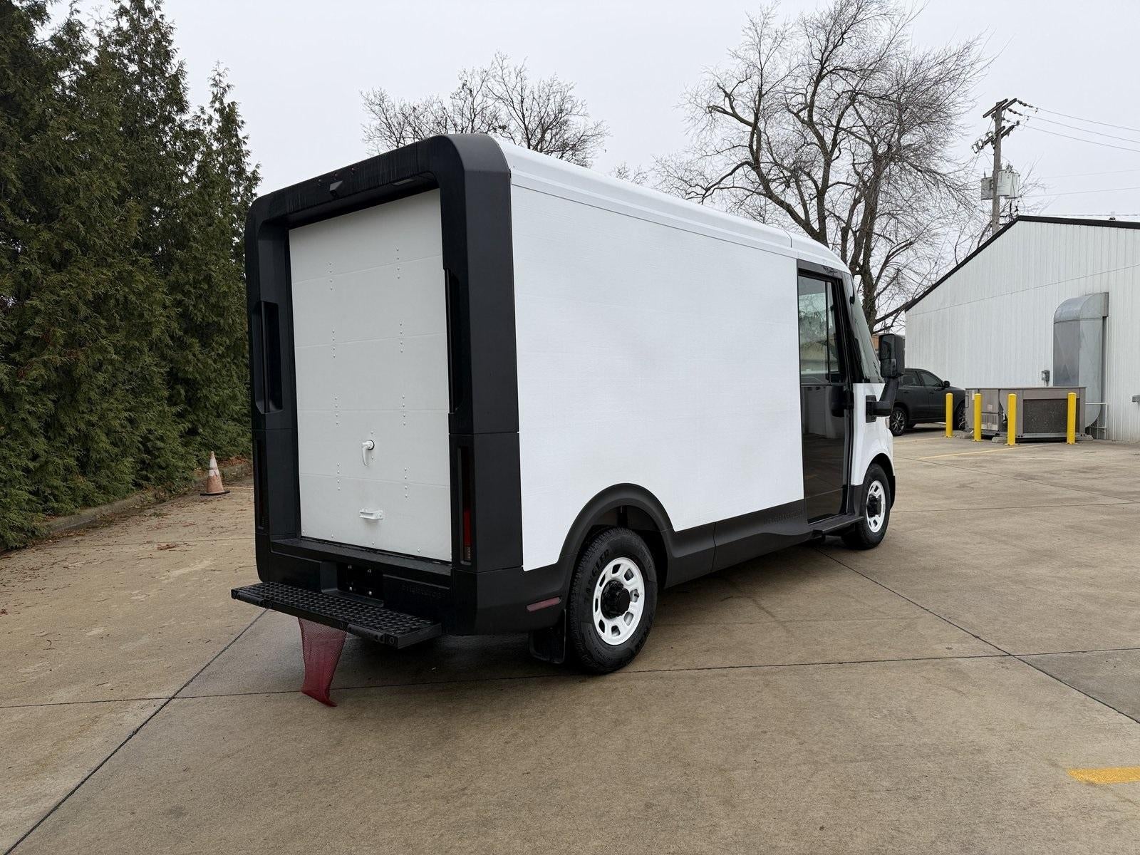 2024 BrightDrop Zevo 400 Base