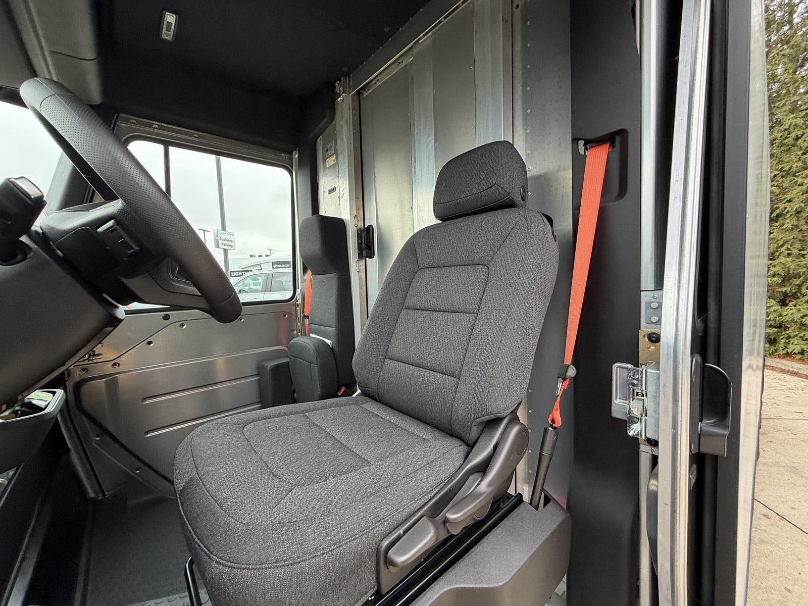 2024 BrightDrop Zevo 600 Base