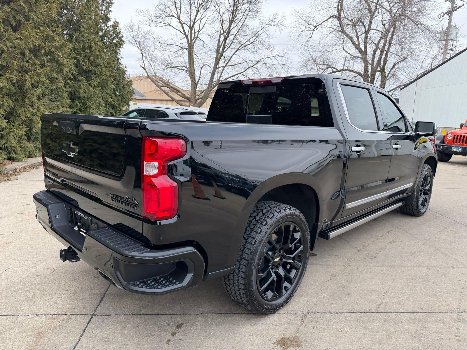 2023 Chevrolet Silverado 1500 High Country