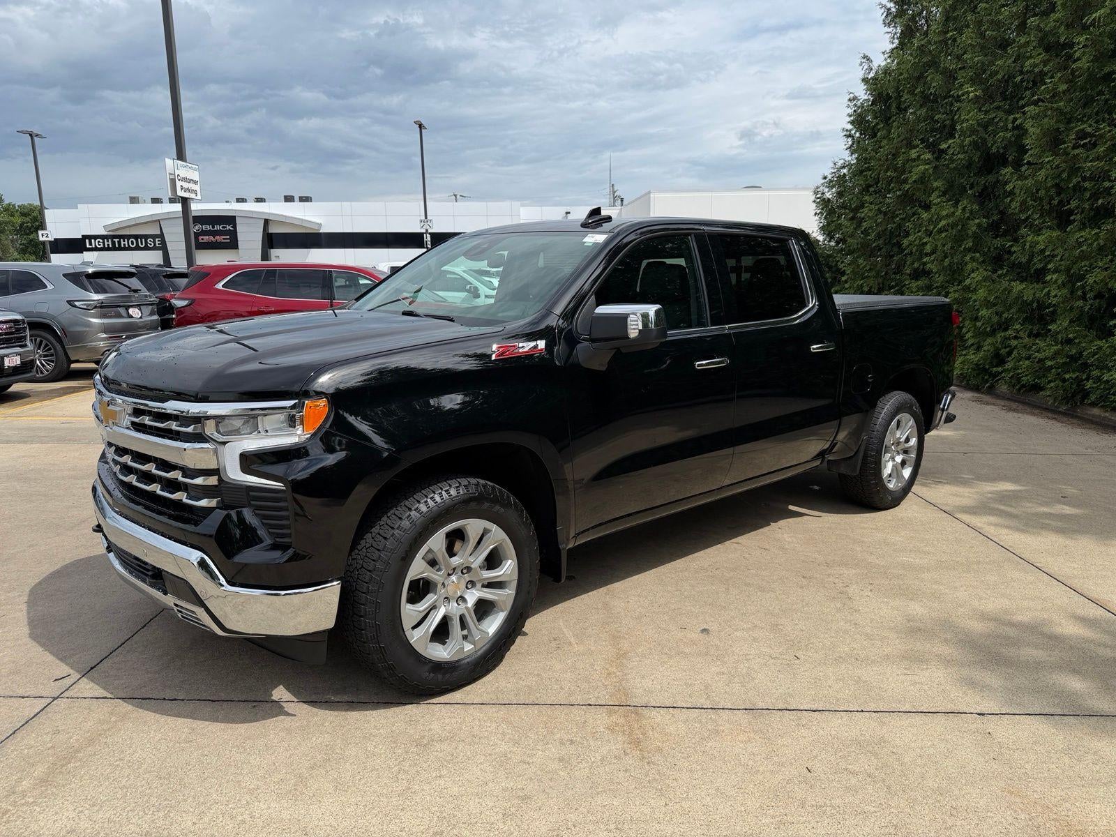 2024 Chevrolet Silverado 1500 LTZ