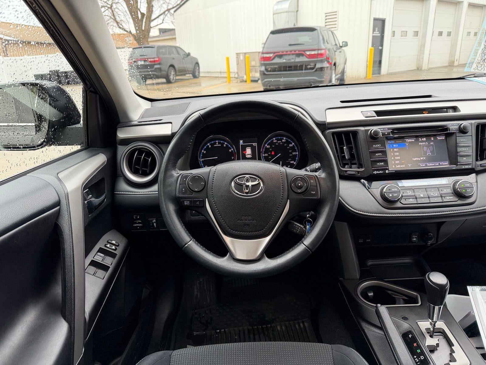 2016 Toyota RAV4 XLE