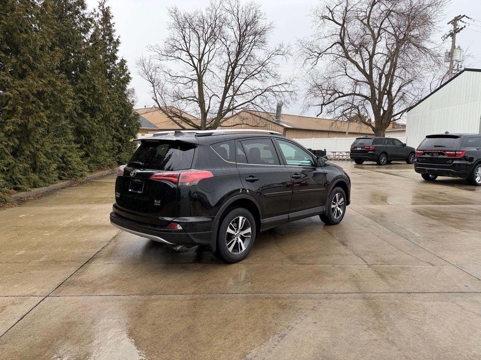 2016 Toyota RAV4 XLE