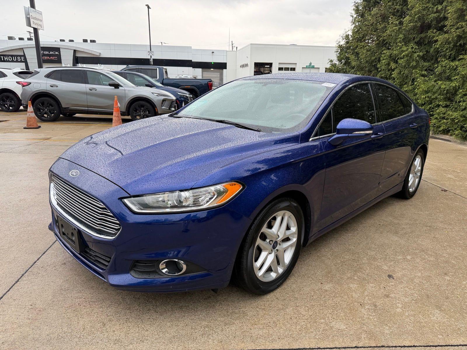 2015 Ford Fusion SE