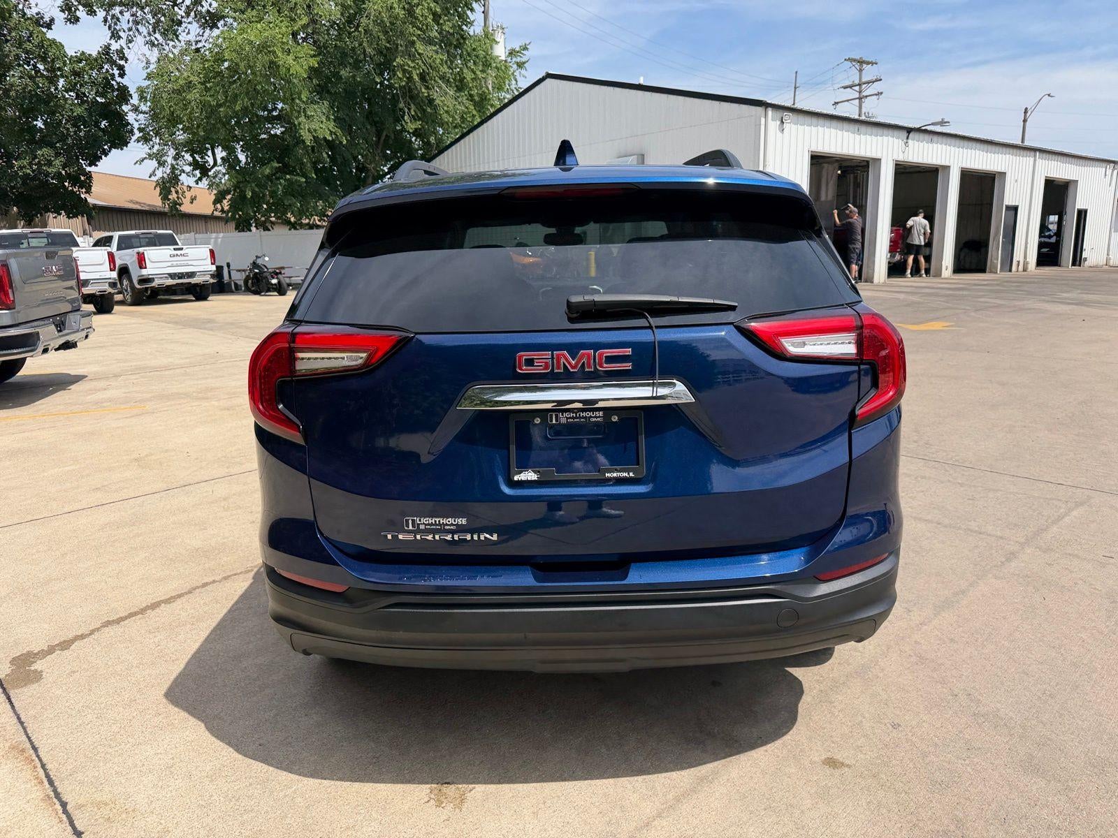 2023 GMC Terrain SLE