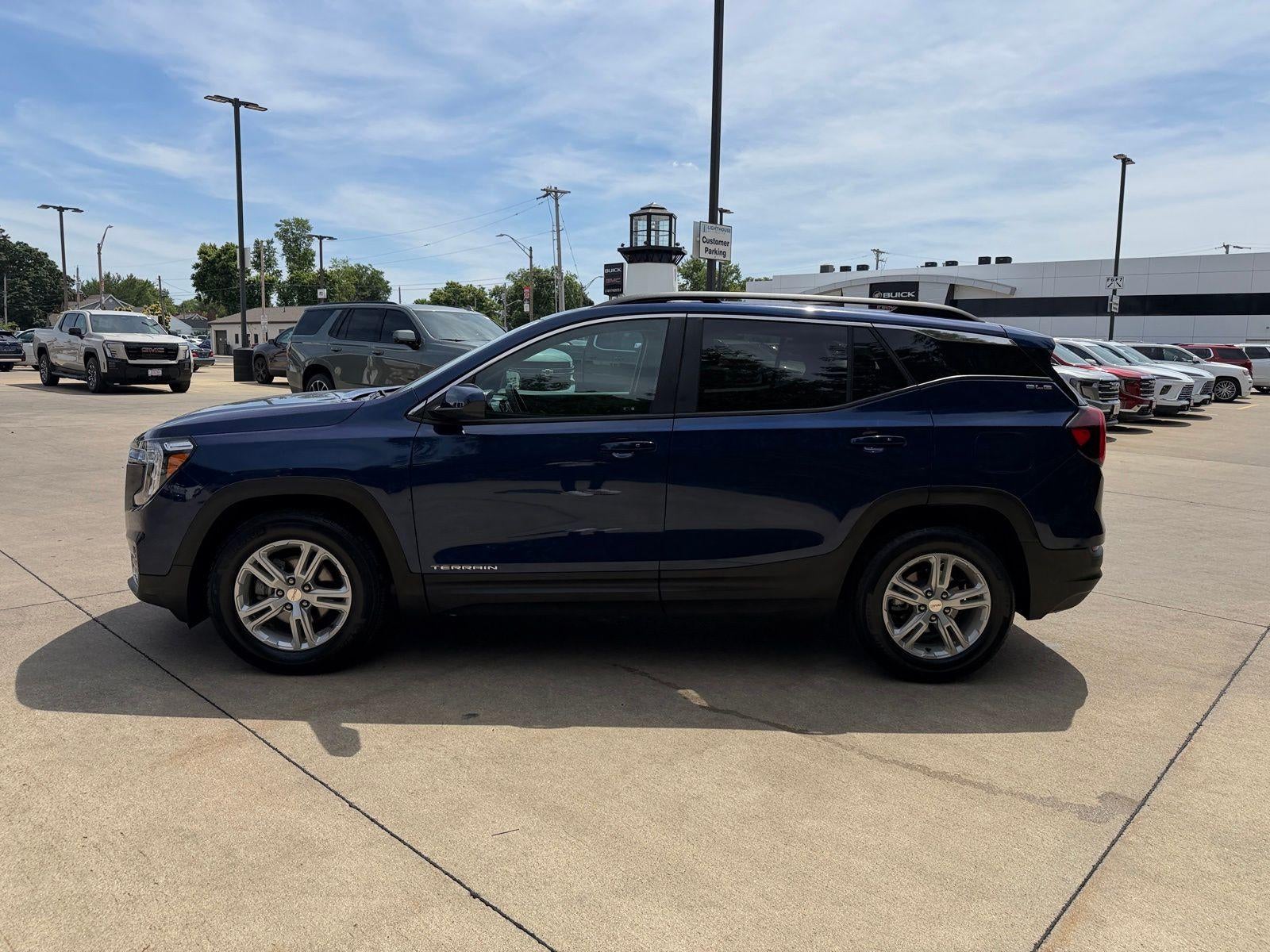 2023 GMC Terrain SLE