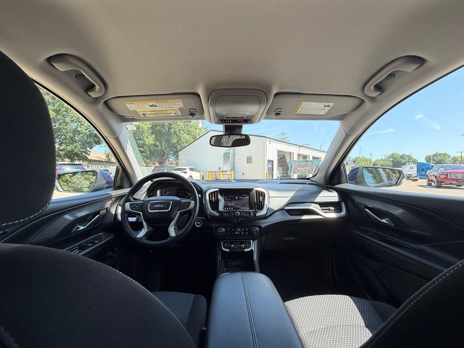 2023 GMC Terrain SLE