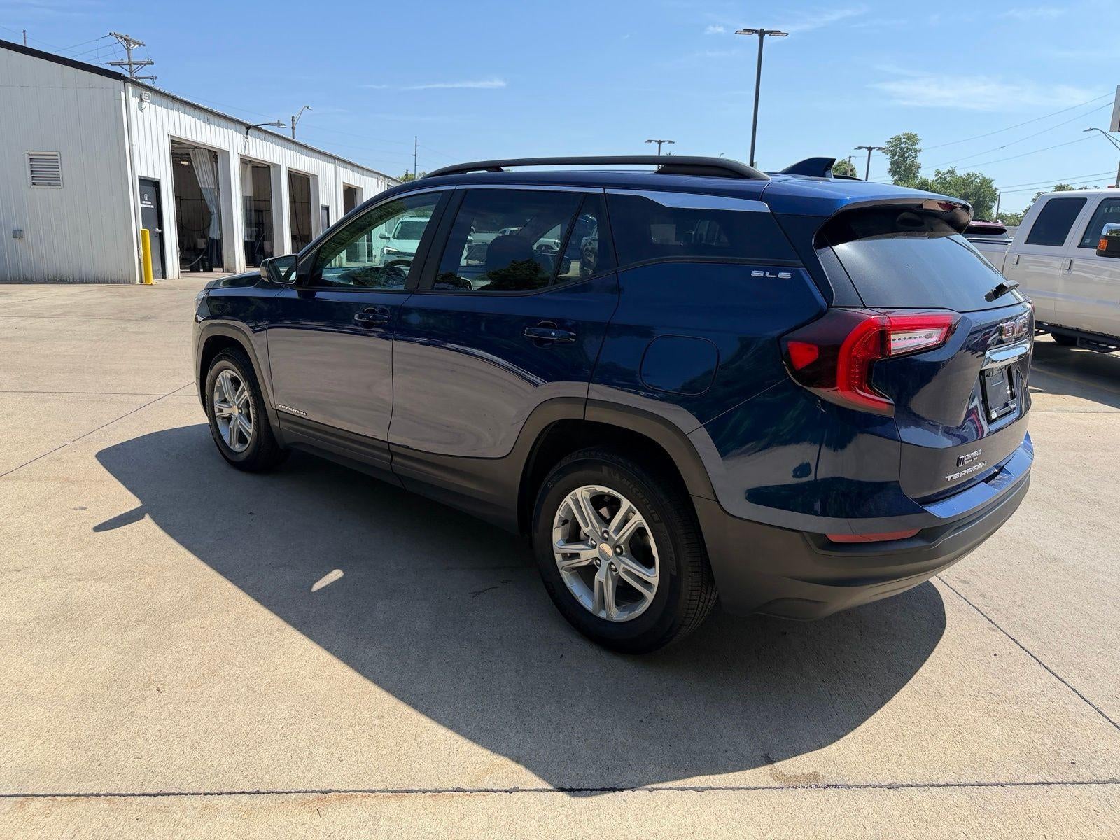 2023 GMC Terrain SLE
