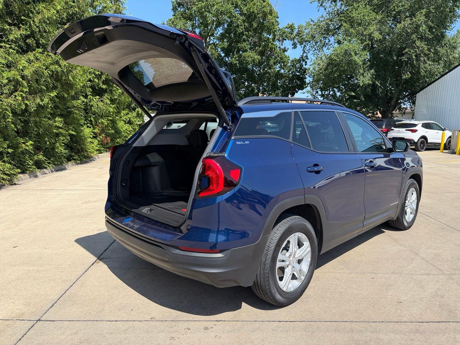 2023 GMC Terrain SLE