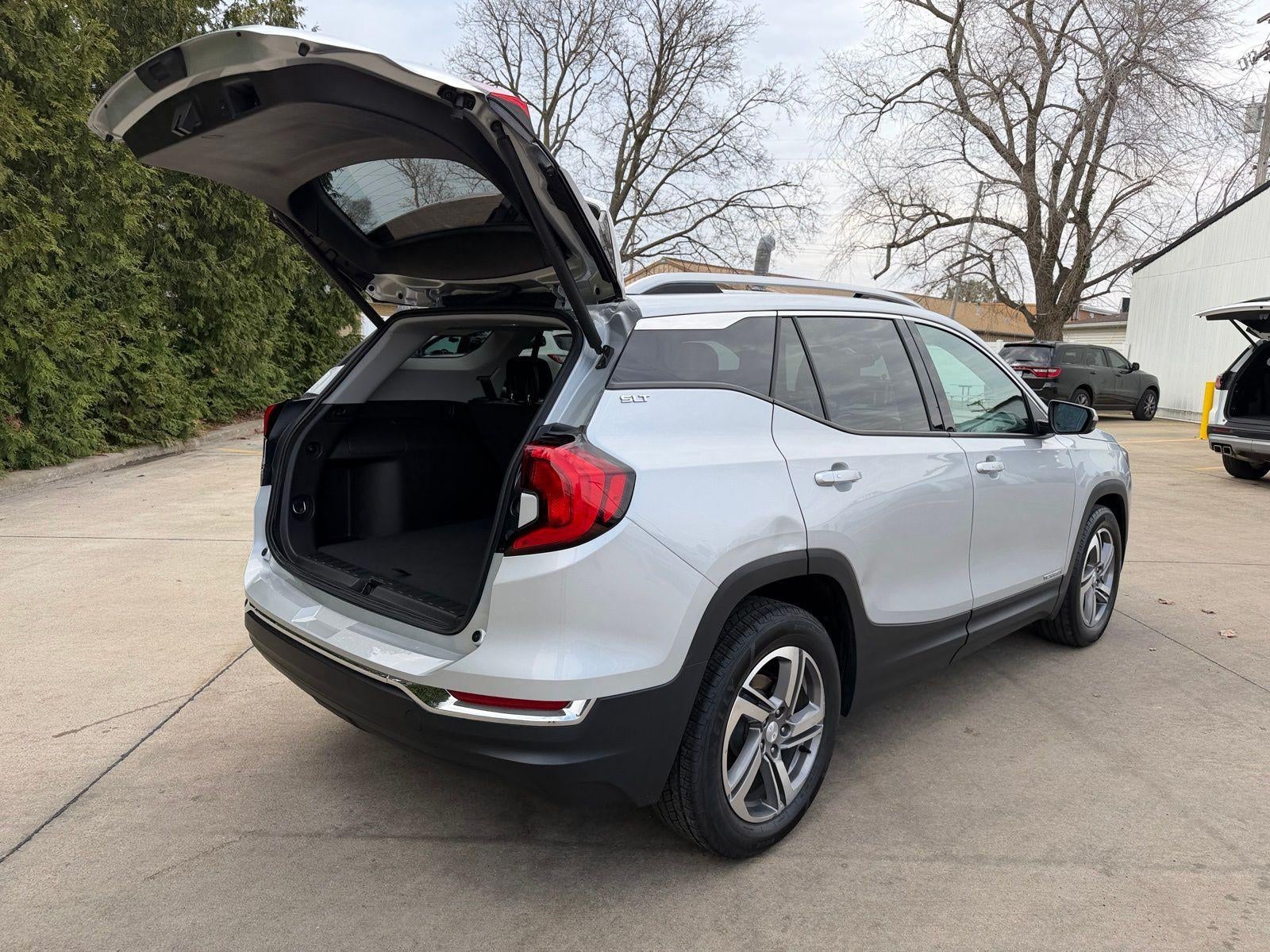 2020 GMC Terrain SLT