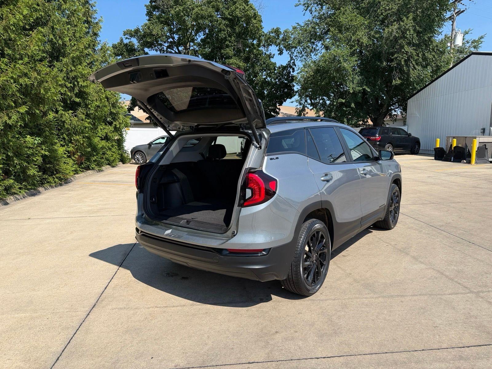 2023 GMC Terrain SLE