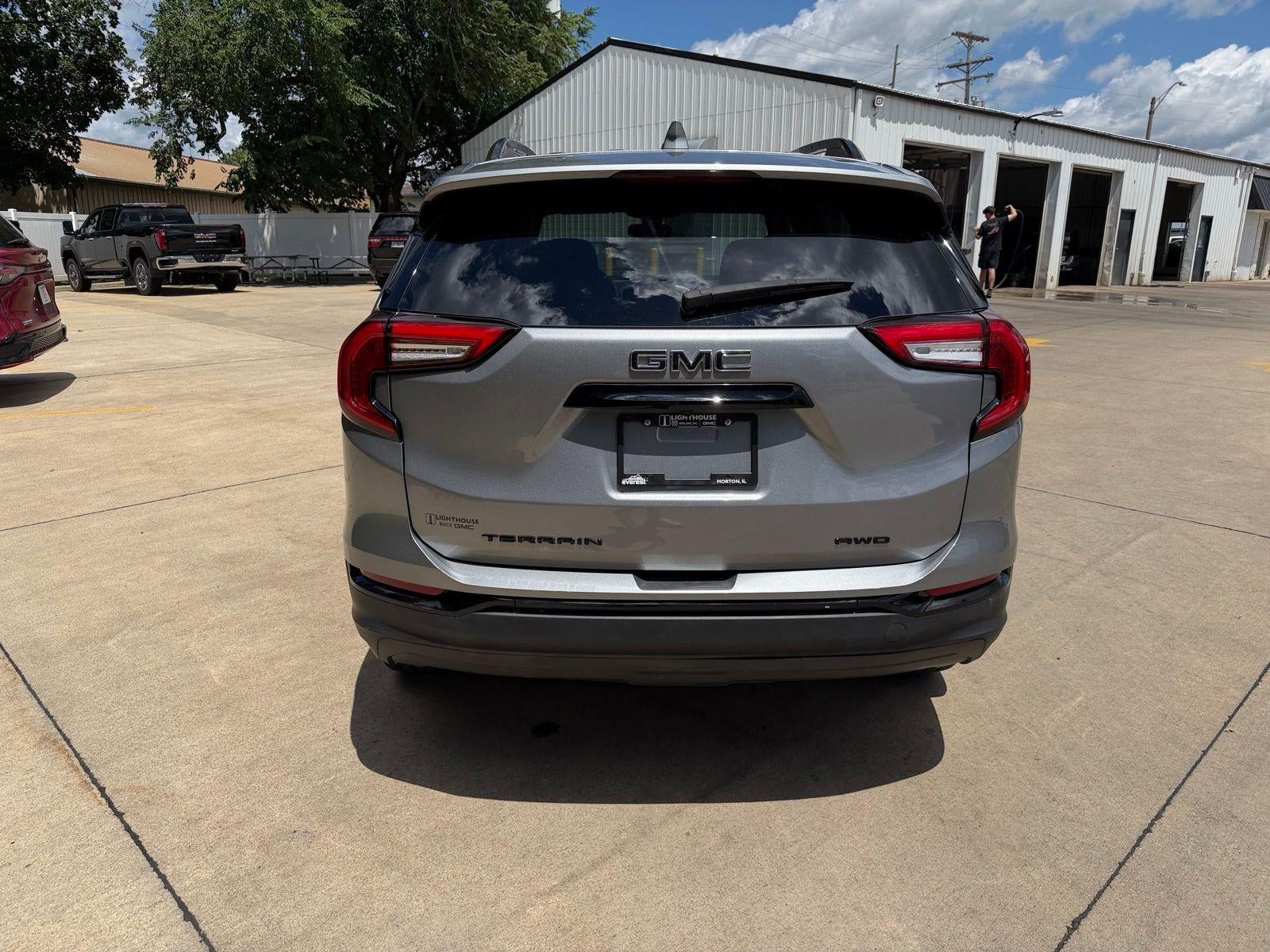 2023 GMC Terrain SLE