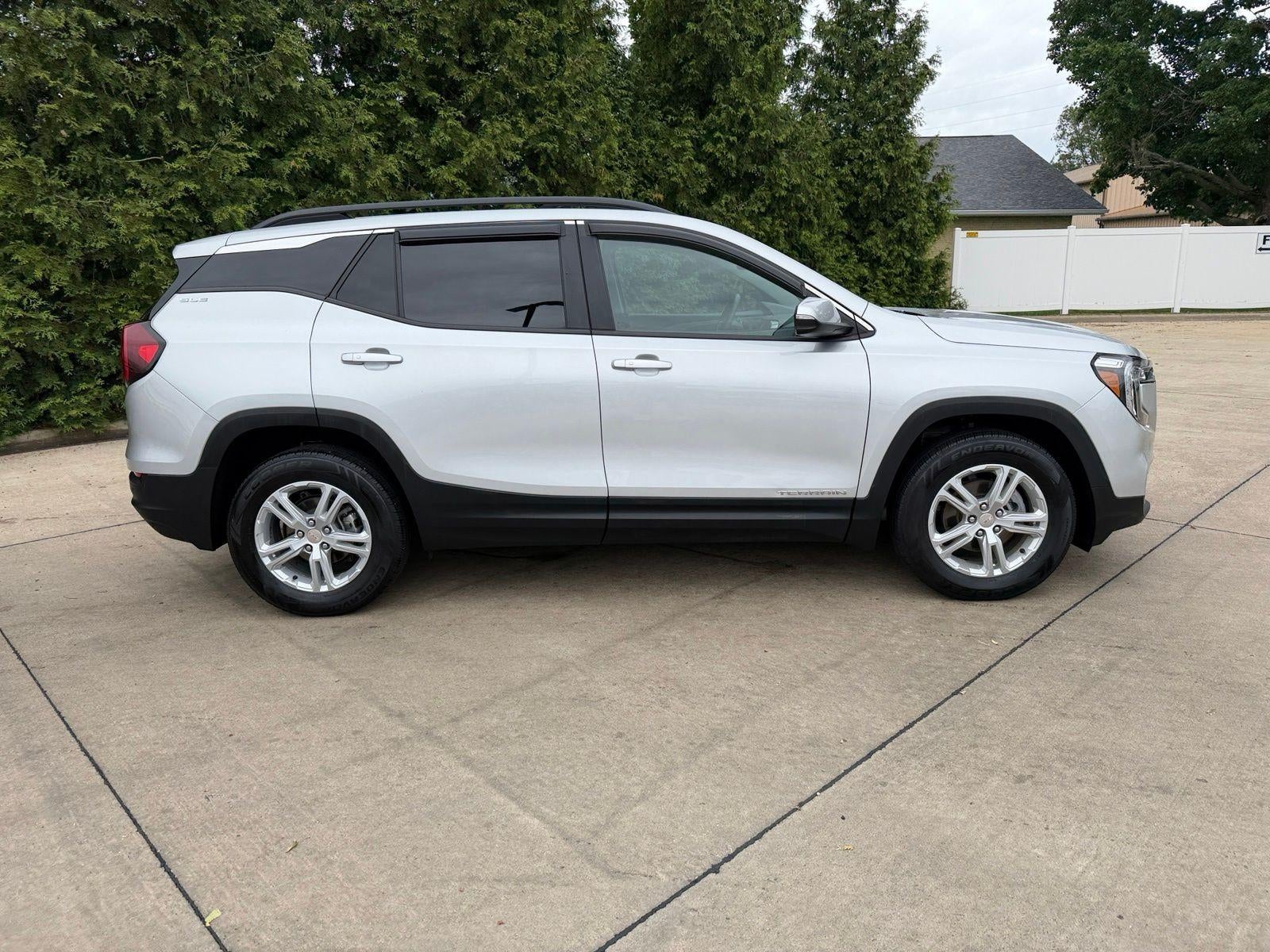2022 GMC Terrain SLE