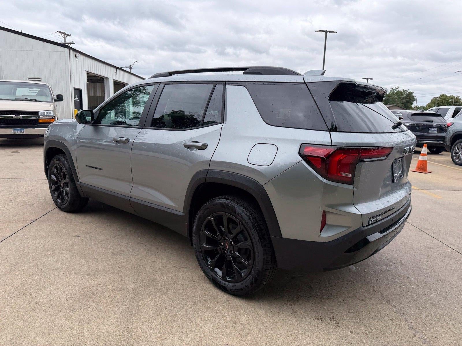 2027 GMC Terrain AWD Elevation