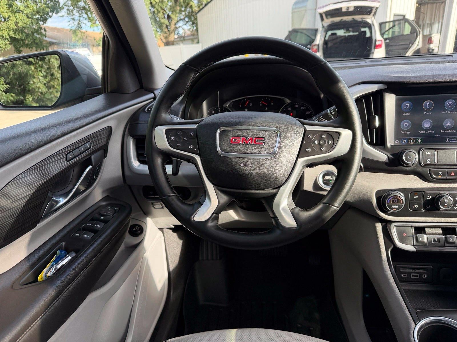 2023 GMC Terrain SLT