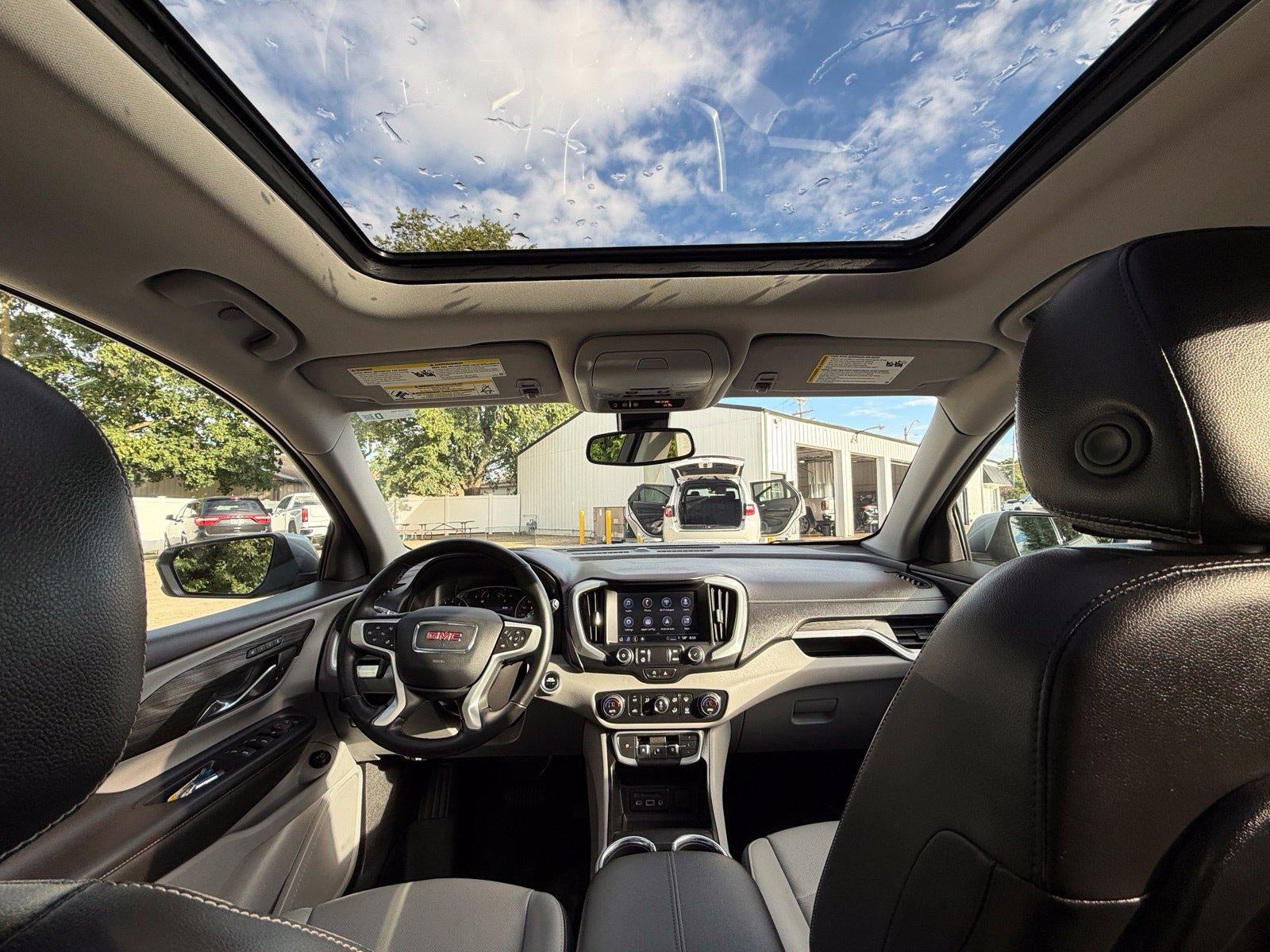 2023 GMC Terrain SLT