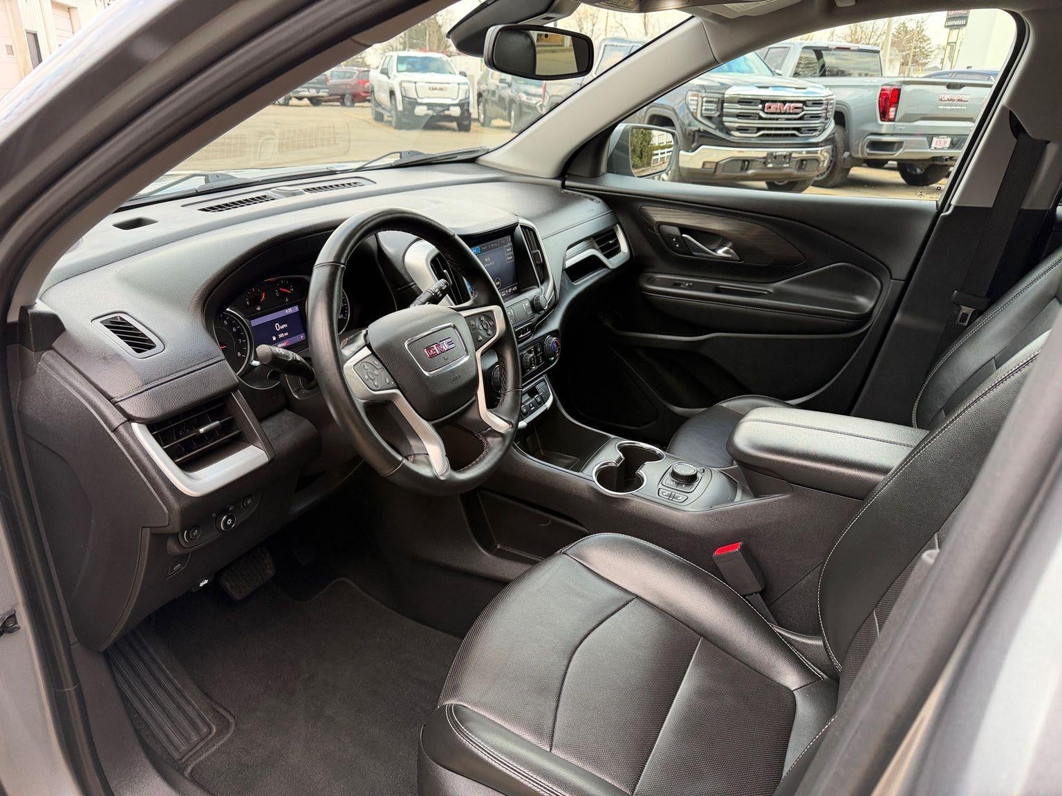 2023 GMC Terrain SLT