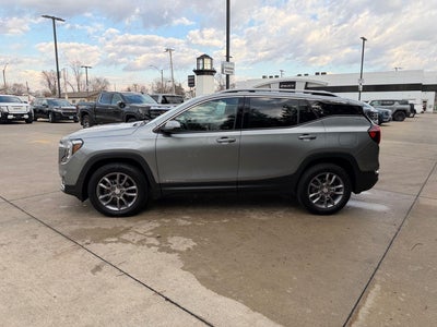 2023 GMC Terrain SLT
