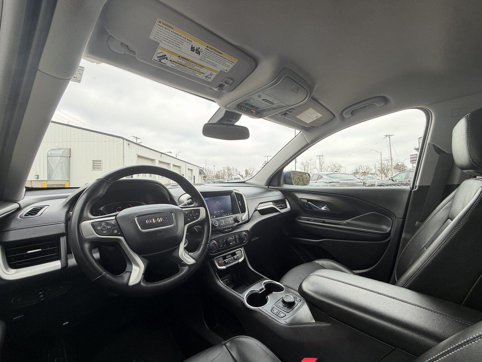 2023 GMC Terrain SLT