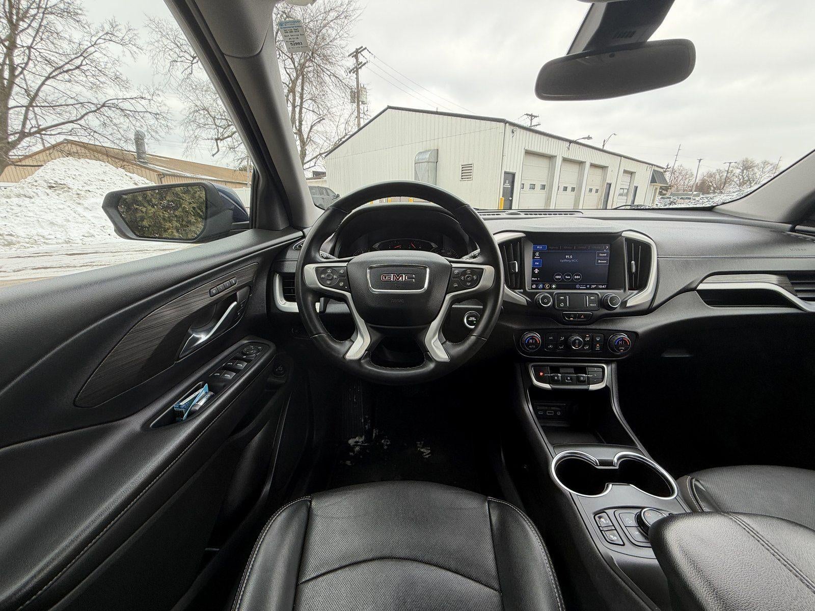 2023 GMC Terrain SLT