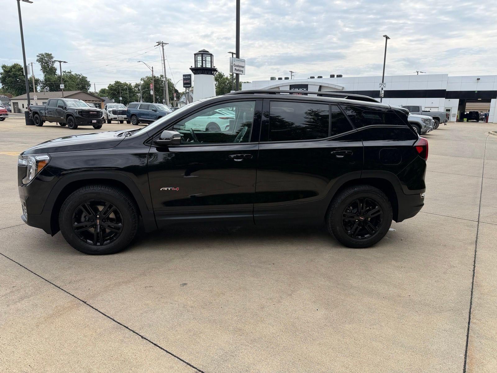 2023 GMC Terrain AT4